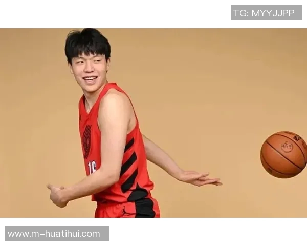 媒体人分析杨瀚森加盟G联赛的多重优势与前景展望