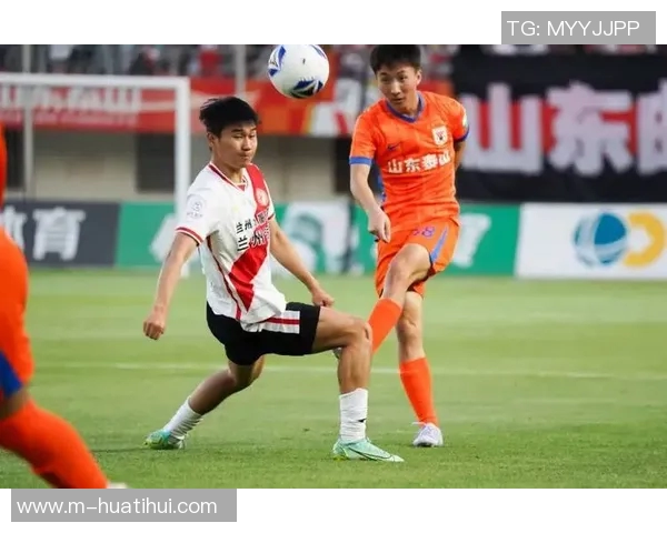 20岁彭啸中乙赛场展现锋芒三场梅开二度凌空爆射破门引关注 20岁彭啸中乙赛场展现锋芒三场梅开二度凌空爆射破门引关注