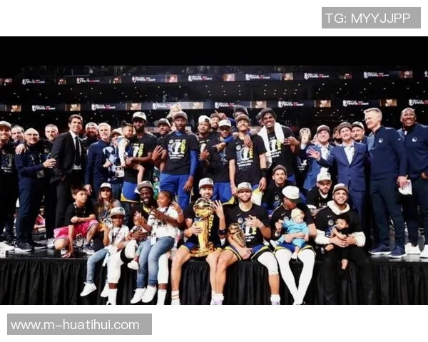 忠诚之心汇聚一城传奇17个赛季名单司机科比邓肯现役仅库里在列 忠诚之心汇聚一城传奇17个赛季名单司机科比邓肯现役仅库里在列