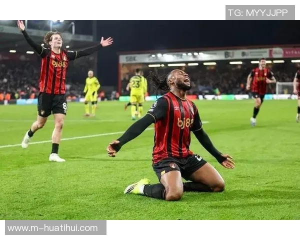 双足神射手塞梅尼奥本赛季已斩获17球左脚8球右脚9球展现全面实力