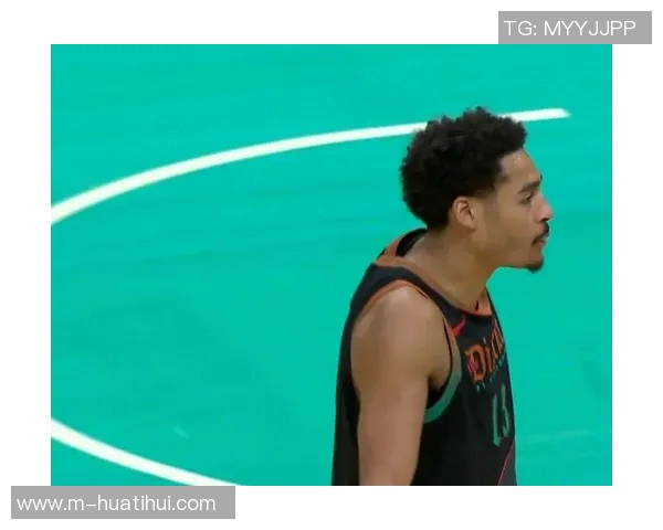 普尔替补表现平平11投5中贡献13分4板2助罚球状态不佳仅中1球 普尔替补表现平平11投5中贡献13分4板2助罚球状态不佳仅中1球